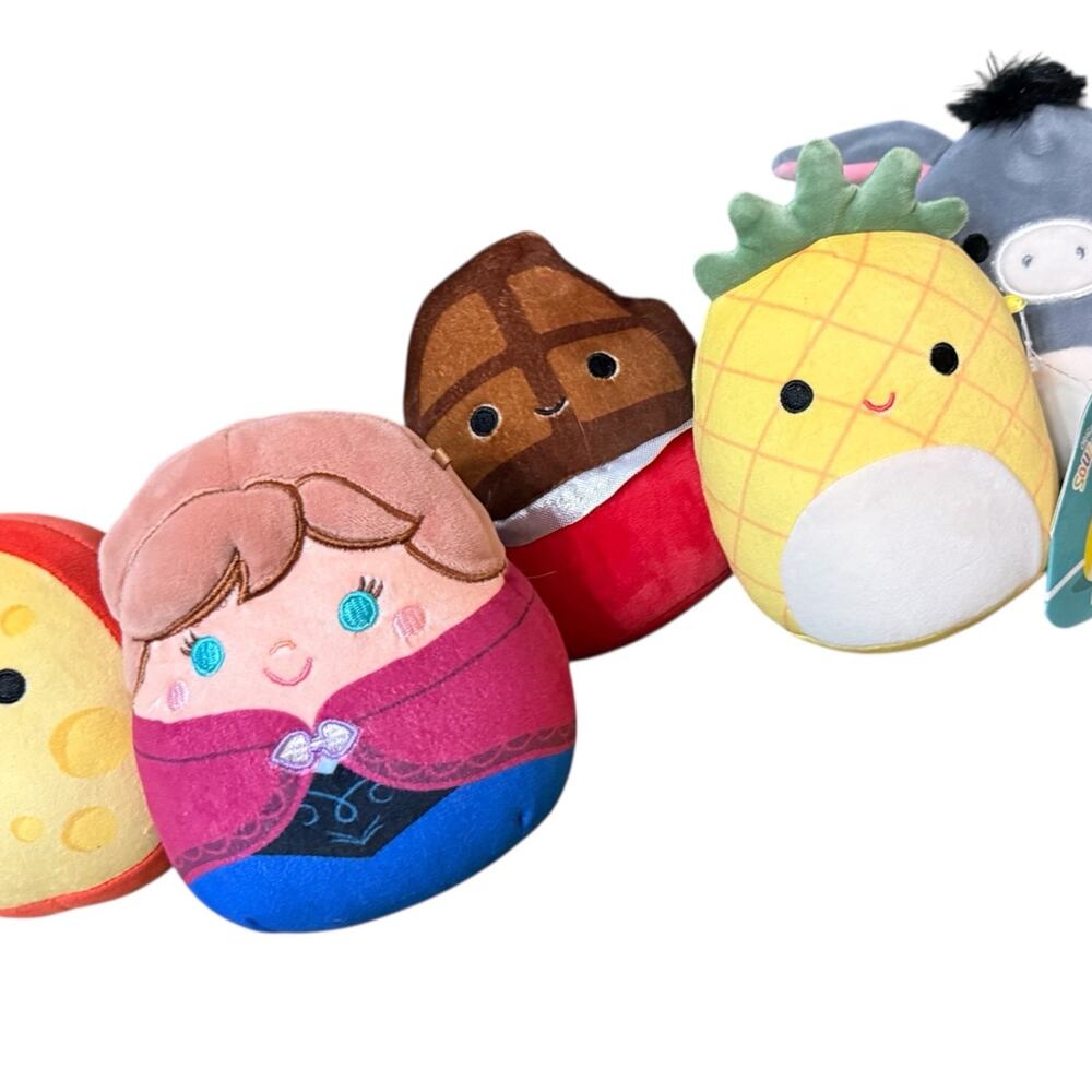 Bundle of 5 Squishmallows